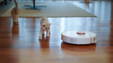 Keep Floors Clean with Robot Vacuums & Mops