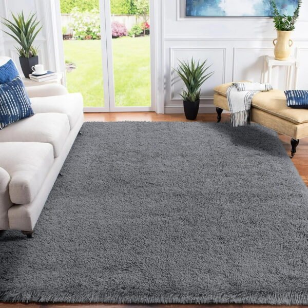 IR Imperial Rooms Solid Shaggy 5x7 Ft Grey Faux Fur Area Rug for Bedroom