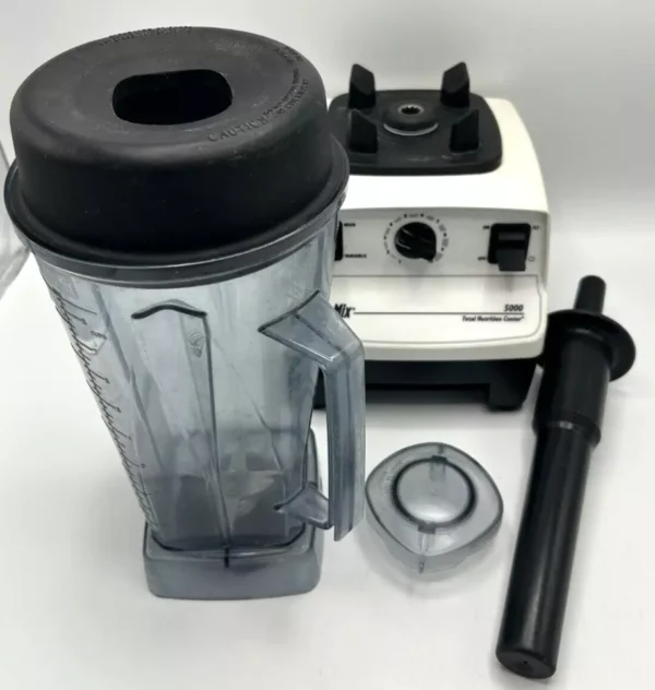 VitaMix 5000 Total Nutrition Blender