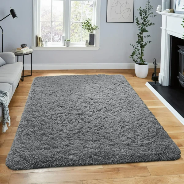 IR Imperial Rooms Solid Shaggy 5x7 Ft Grey Faux Fur Area Rug for Bedroom
