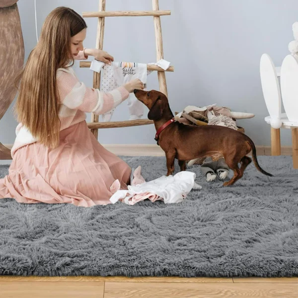 IR Imperial Rooms Solid Shaggy 5x7 Ft Grey Faux Fur Area Rug for Bedroom